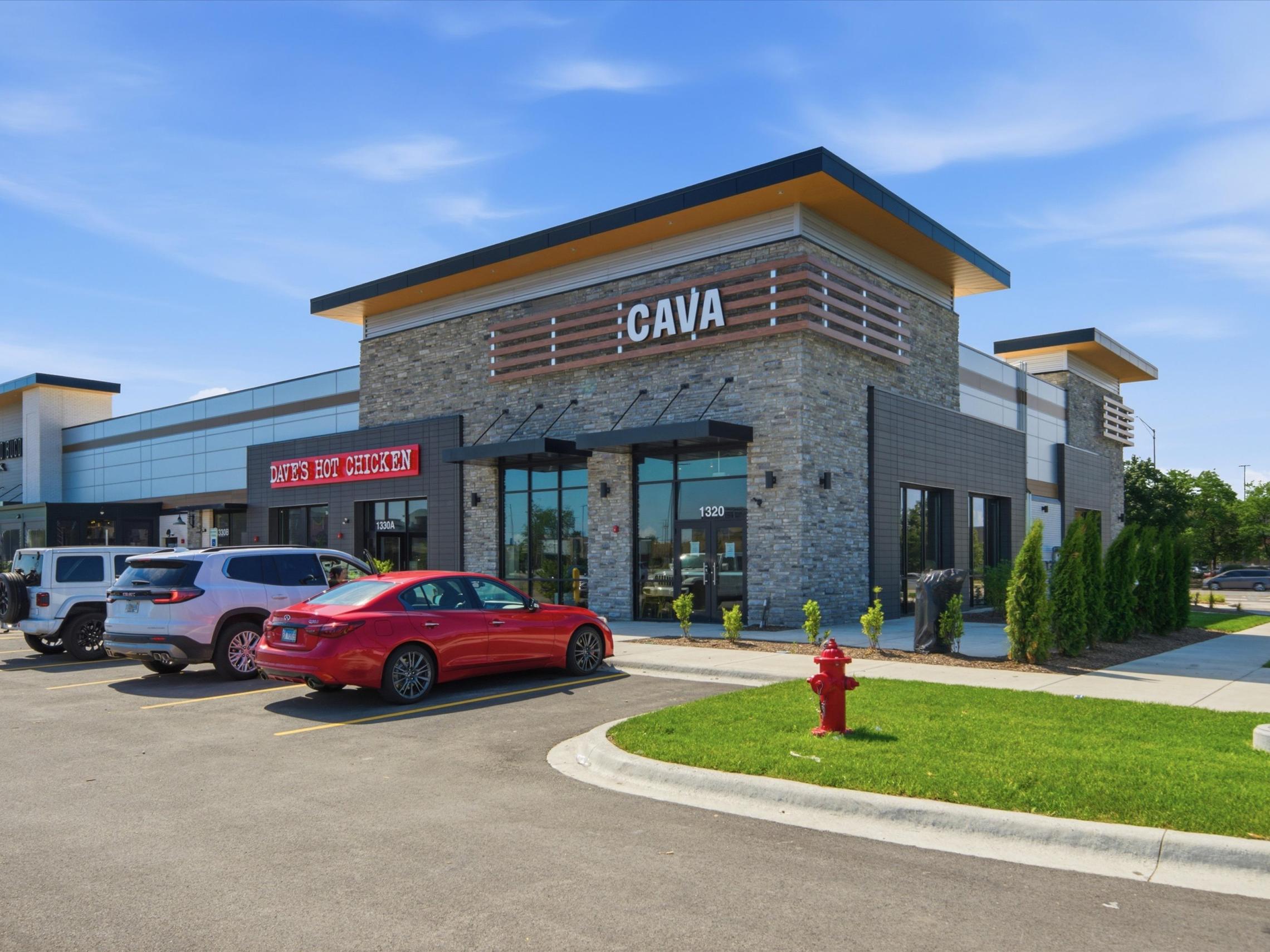 1320 E Golf Road, Schaumburg, IL