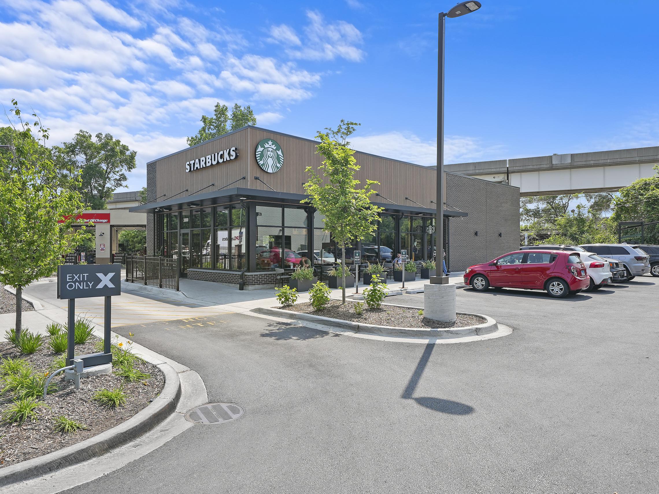 Starbucks Drive Thru, McKinley Park, Chicago, IL